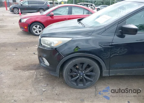 2017 Ford Escape Se из США, поврежденный, VIN 1FMCU0G96HUA05483